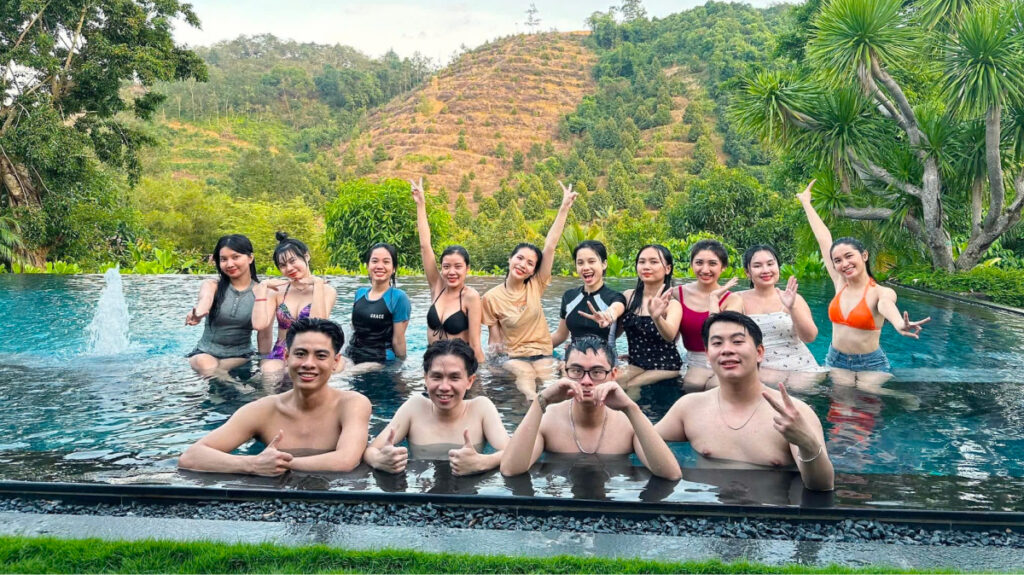 Villa tại Lâm Đồng Tropical Villas là lựa chọn lý tưởng cho những ai muốn tận hưởng không gian nghỉ dưỡng bình yên nhưng vẫn dễ dàng tiếp cận các điểm tham quan. Villa tại Lâm Đồng Tropical Villas là lựa chọn lý tưởng cho những ai muốn tận hưởng không gian nghỉ dưỡng bình yên nhưng vẫn dễ dàng tiếp cận các điểm tham quan.